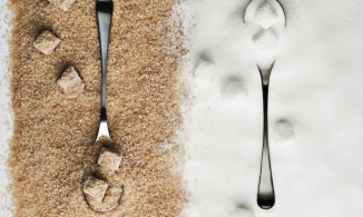 Khi làm bánh, bánh nào nên dùng đường trắng, bánh nào nên dùng đường nâu?