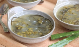 Cách nấu chè đậu xanh nha đam không đắng, không nhớt, giải nhiệt hiệu quả