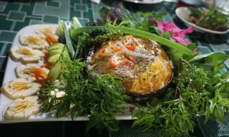 Mắm đùm hấp gáo dừa - món ăn dân dã nhưng cầu kỳ của Cần Thơ 