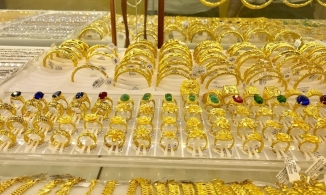 Giá vàng hôm nay 1/12: Vàng trong nước và thế giới đảo chiều tăng nhẹ trở lại