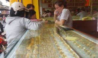 Giá vàng hôm nay 17/2: Vàng thế giới tăng bứt phá bất chấp lạm phát lan rộng