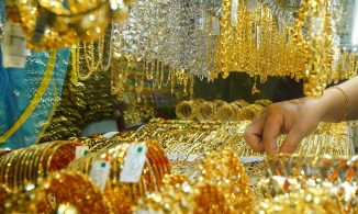 Giá vàng hôm nay 30.3: Vàng trong nước đắt hơn thế giới 16 triệu đồng/lượng