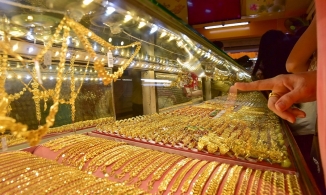 Giá vàng hôm nay 5.4: Vàng thế giới tăng mạnh, trong nước giảm nhẹ