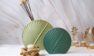 Chiêm ngưỡng những thiết kế lọ hoa bằng gốm và sứ đẹp từng cen-ti-mét