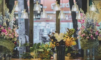 2 quán cà phê hoa tươi vừa uống đồ ngon, vừa ngắm hoa đẹp tại Sài Gòn