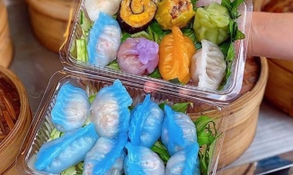 Ngon miệng, đẹp mắt với món dimsum có màu xanh đậu biếc ở quận 4