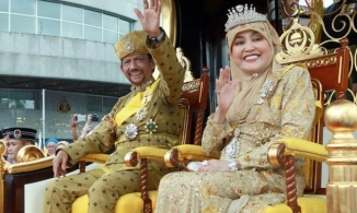 Cuộc sống xa xỉ của hoàng gia Brunei