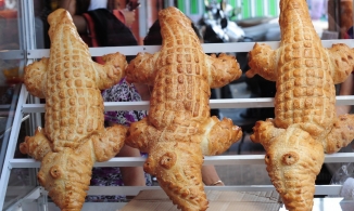Độc lạ bánh mì cá sấu ở An Giang khiến cộng đồng mạng sốt xình xịch