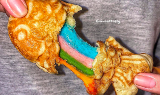 Bánh cá phô mai cầu vồng, món mới cho người mê ăn và yêu màu sắc