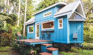 Ngôi nhà vỏn vẹn 24m² cực xinh với màu xanh lam như trong truyện cổ tích