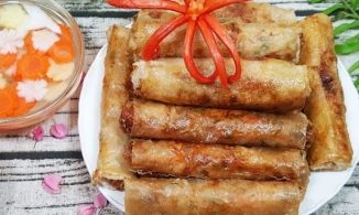 Cách rán nem vàng giòn, để lâu không ỉu