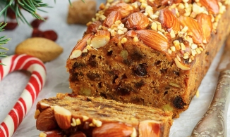Fruit cake, từ chiếc bánh đẫm vị Giáng sinh đến chiếc bánh truyền thống của đám cưới Hoàng gia Anh