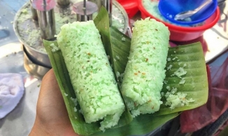 Thơm mềm như bánh ống lá dứa màu xanh ngọc dân dã mà dễ nghiền của miền Tây