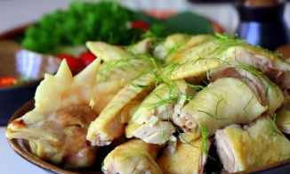 Gà hấp lá chanh - món ăn 'huyền thoại' của mọi mâm cỗ cưới, kể cả rất sang