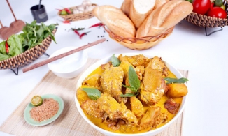 Công thức nấu cà ri gà nước cốt dừa ăn ngon chẳng kém gì đầu bếp!