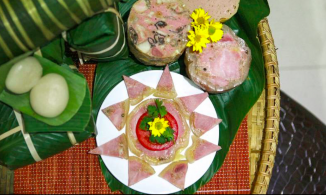 6 cách bày giò chả cực đẹp để mâm cơm Tết thêm ngon mắt