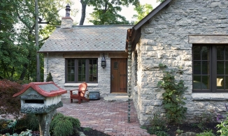 Ngôi nhà nhỏ 80m² mang phong cách đồng quê như bước ra từ cổ tích