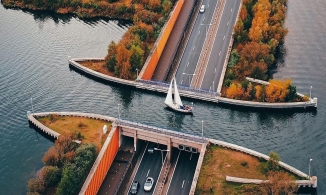 Cây cầu nước Veluwemeer, công trình kiến trúc “siêu thực” tại Hà Lan