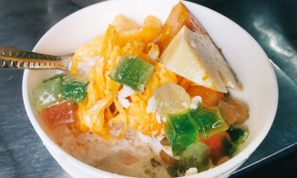 6 món ngon vạn người mê ở... chợ hoa Hồ Thị Kỷ