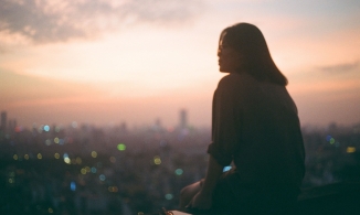 Chị từng ước mọi thứ chỉ là giấc mơ, ngủ một giấc, tỉnh dậy là qua hết!