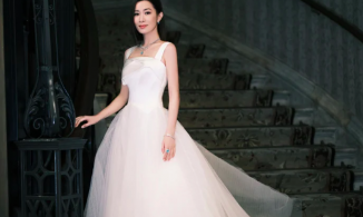 Ở tuổi 45 nhan sắc của Xa Thi Mạn vẫn khiến người ta ngỡ ngàng vì quá đẹp