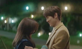 Hospital Playlist 2 tập 3: Tài phiệt Yoo Yeon Seok được thừa kế thêm 3 hecta đất vẫn phải đợi Jeon Mido cho ô tô cũ mới có xe chở bạn gái