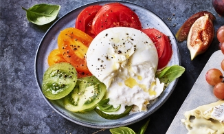 Burrata - bọc phô mai tươi nõn nà, thơm ngậy của ẩm thực Ý