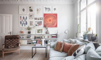 Căn hộ 56m² mang Scandinavian với phòng ngủ tí hon ngay trong phòng khách