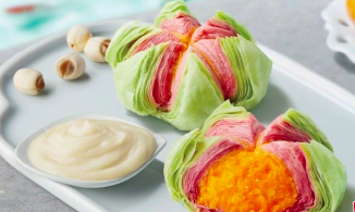 Hà hoa tô, món bánh hoa sen ngàn lớp KFC Trung Quốc tung ra đón Trung thu