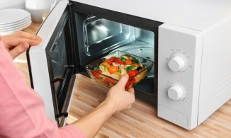 Mẹo hâm nóng đồ ăn bằng lò vi sóng giúp thực phẩm nóng nhanh như vừa mới nấu
