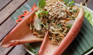 Hoa chuối làm món gì ngon? Học ngay 10+ món ngon từ hoa chuối cho bữa cơm thêm phong phú