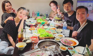 H'Hen Niê ăn mì tôm ở phòng chờ sân bay vì quá bận, Ngọc Trinh dạy nấu đồ healthy