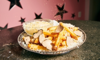 5 món đồ ăn nhanh dành cho giới siêu giàu: Khoai tây chiên giá 4,5 triệu, sữa lắc giá 2,5 triệu