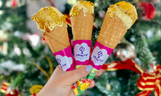 Muốn ăn kem dát vàng ở Hà Nội? Cầm 80 ngàn ra ngay Hồ Gươm mà thử!