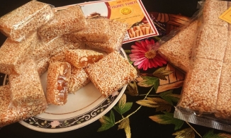 Mè xửng, từ món đặc sản bình dân đến thức quà nhìn là thấy Cố đô Huế