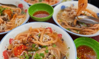 Bún suông, món bún đặc sắc, đậm đà được nhiều người yêu thích khi đến Trà Vinh