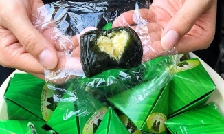 Bánh ít lá gai, đặc sản thường được du khách mua về làm quà khi du lịch Bình Định