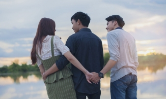 PODCAST: Có thể tiếp tục chơi với người bạn yêu lại người yêu cũ của mình?