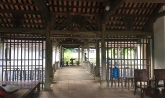 Cát Bà và trải nghiệm cho người dũng cảm: Ngủ tại nhà cổ trong rừng với giá trên nửa triệu