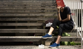  Giày Một: Chỉ bán một mẫu giày duy nhất và mọi họa tiết đặt xuống đế giày