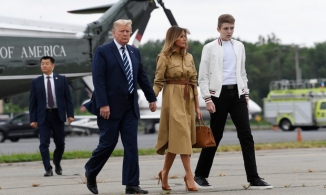 Điều ít biết về cuộc sống của 'Hoàng tử Nhà Trắng' Barron Trump