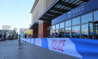 Covid-19 quay lại, Trung Quốc đóng cửa một thành phố để kiểm soát