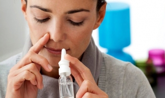 Australia: Covid-19 có thể được phòng ngừa nhờ thuốc xịt mũi 