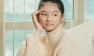 Dung mạo bắt mắt ở tuổi 12 của con gái Trương Ngọc Ánh