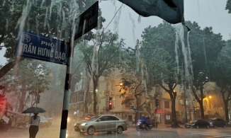 Bão số 7 sẽ gây mưa rất lớn ở Hà Nội từ chiều 14/10