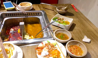 Nhà hàng buffet xin lỗi khách trên mặt báo, sau lưng nhắn tin dọa ra tòa