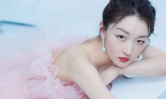 Châu Đông Vũ đoạt Ảnh hậu châu Á