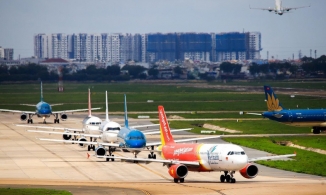 Thủ tướng yêu cầu dừng đón chuyến bay từ quốc gia có biến thể Covid-19