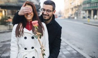 Màu nào tượng trưng cho ngày 8/3?