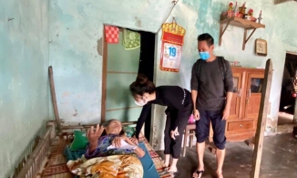 Giữa ồn ào tiền từ thiện, fan khui lại Lý Hải quyên góp 6 tỷ nhưng có tận 200 trang sao kê